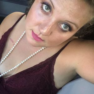 Meet your Posher, Monika